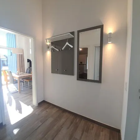 Mit Sauna Im Mirow 度假居 Granzow